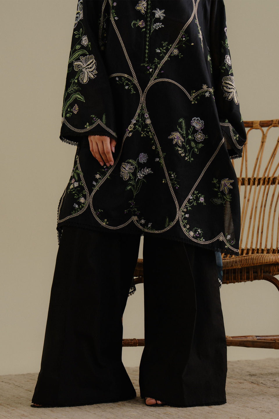 Lawn-3PC Embroidered Shirt with Digital Printed Jacquard Dupatta-1384